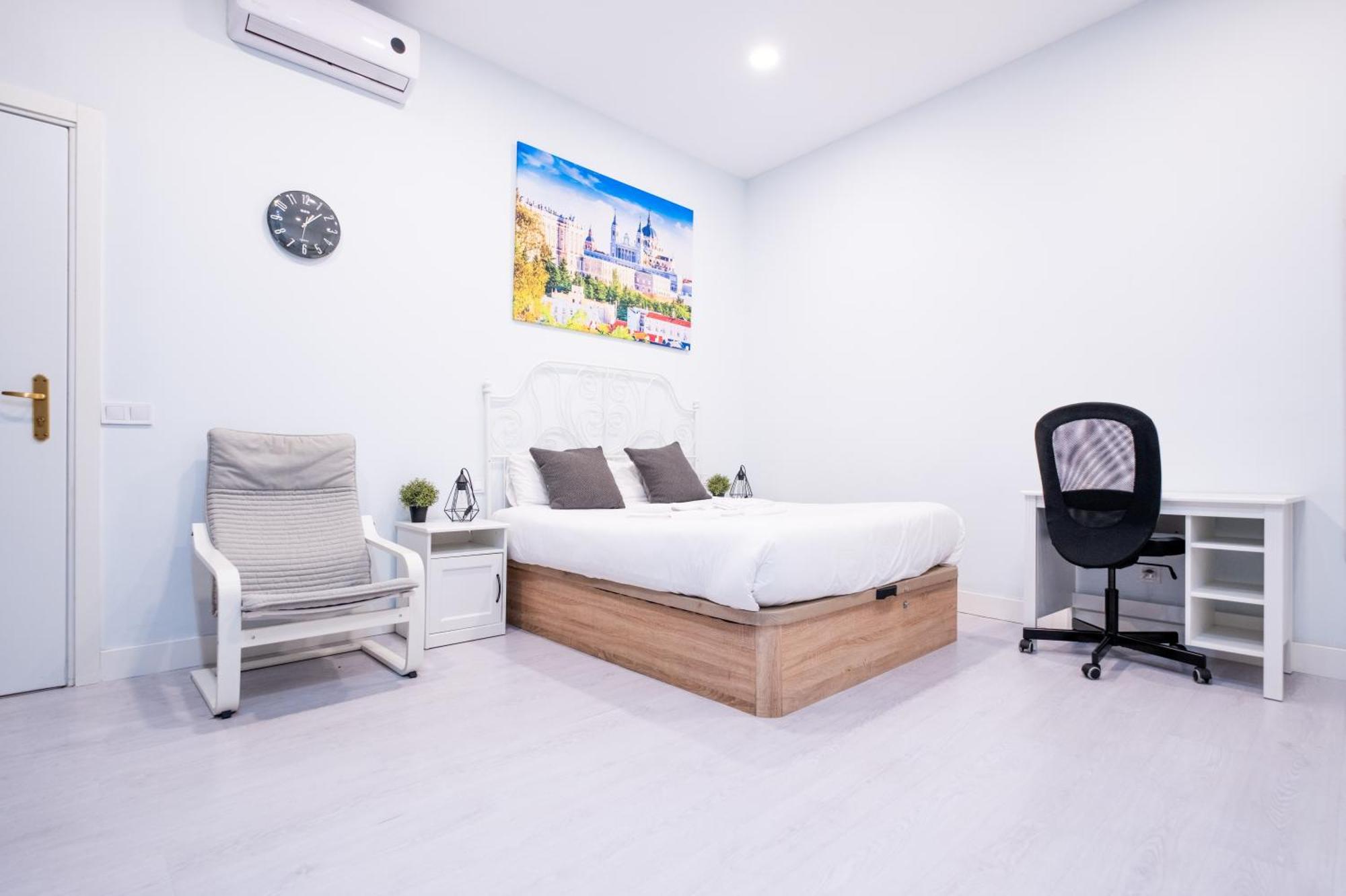 Abc Apartments มาดริด ภายนอก รูปภาพ